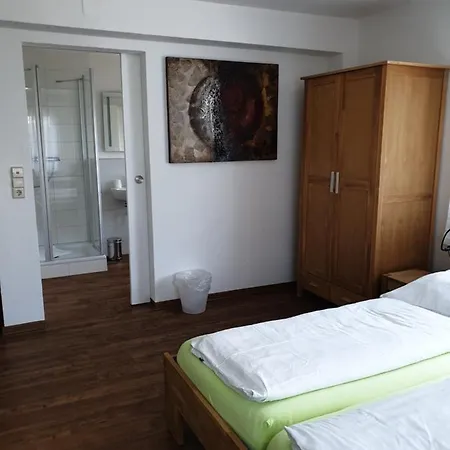 波伊茨酒店 招待所 3*